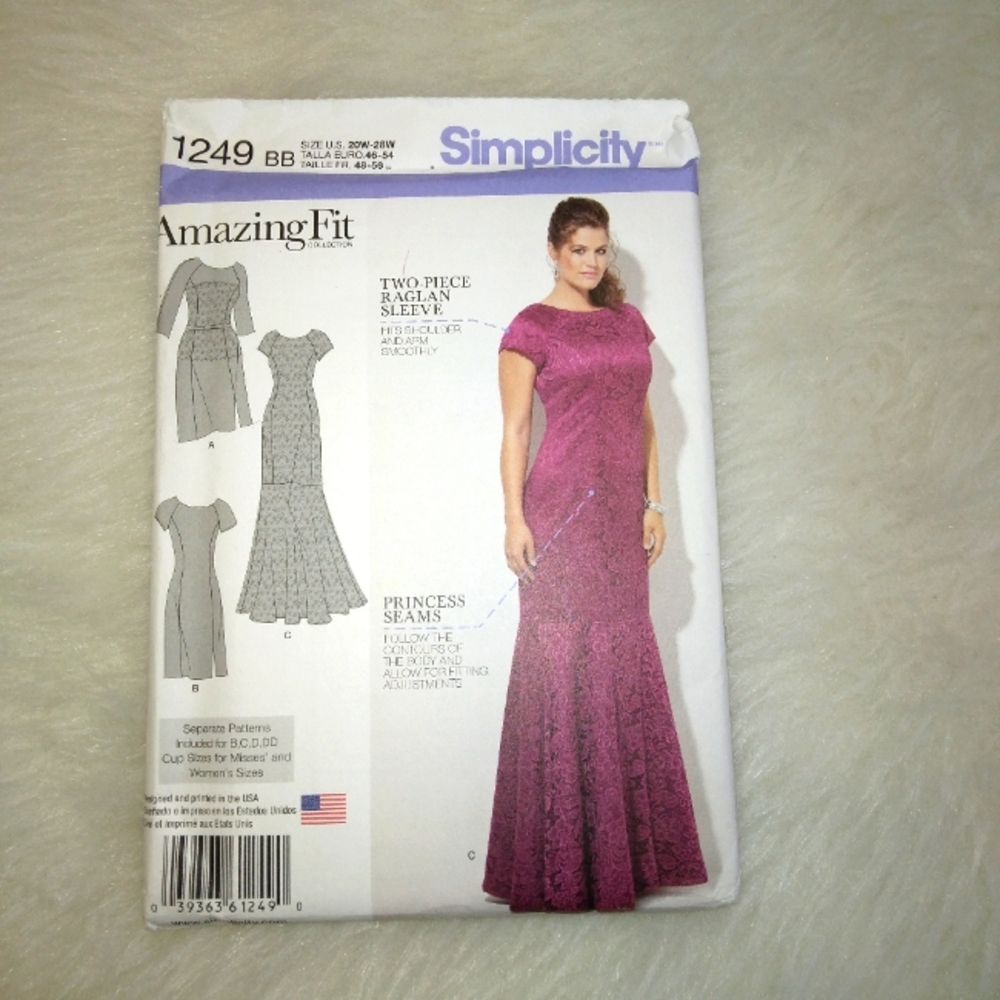 SIMPLICITY 1249 Sz 20W-28W Amazing Fit Princess Seam Dress In 3 Variations